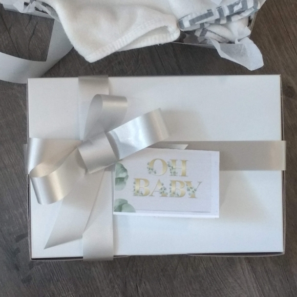 🐻BAMBOO Hooded Baby Bath Towel 3 Piece Set Includes Cloth & Wash Mitt - Picture 3 of 4